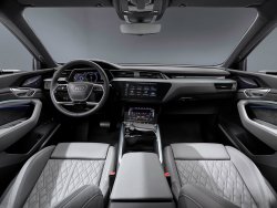 Audi E-tron (2020) - Изготовление лекала для салона и кузова авто. Продажа лекал (выкройки) в электроном виде на авто. Нарезка лекал на антигравийной пленке (выкройка) на авто.
